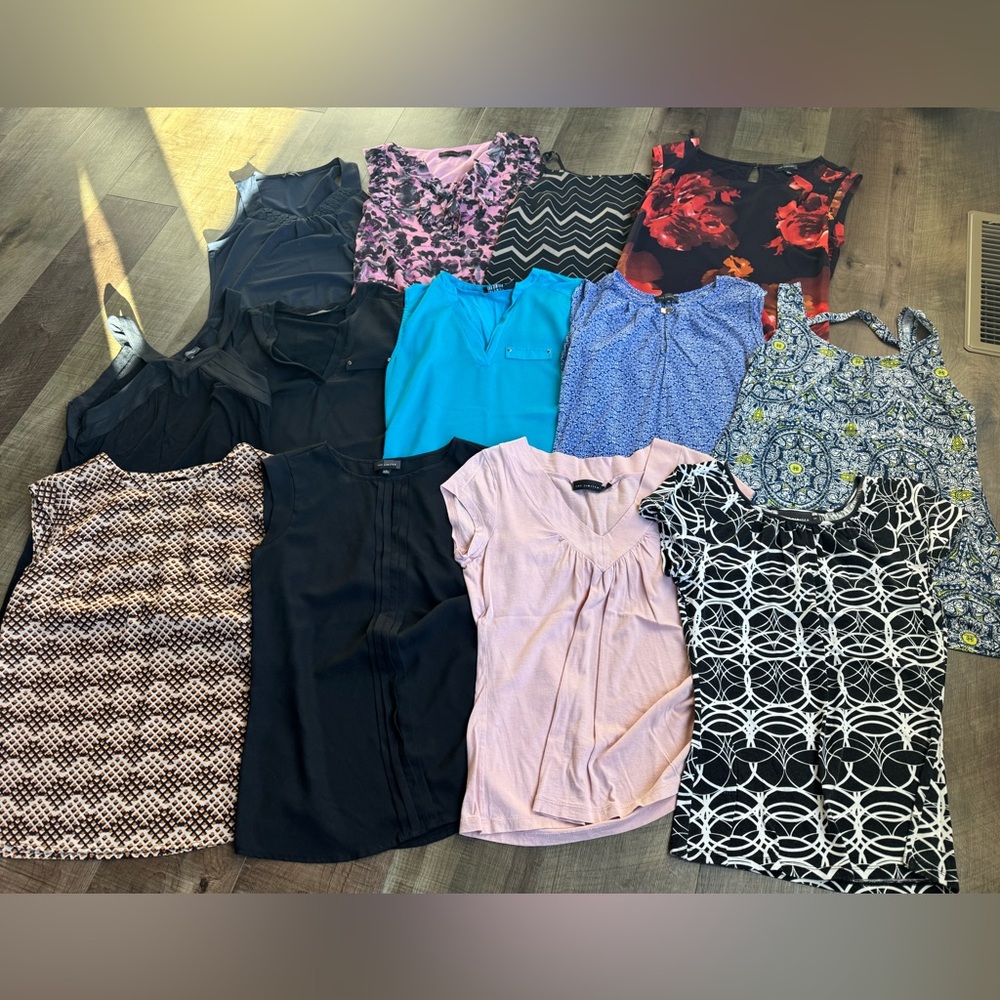 The Limited Women’s Tank/Tee Set - Size XS